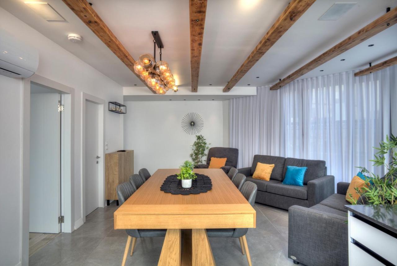 Open Skys Safed Exterior foto