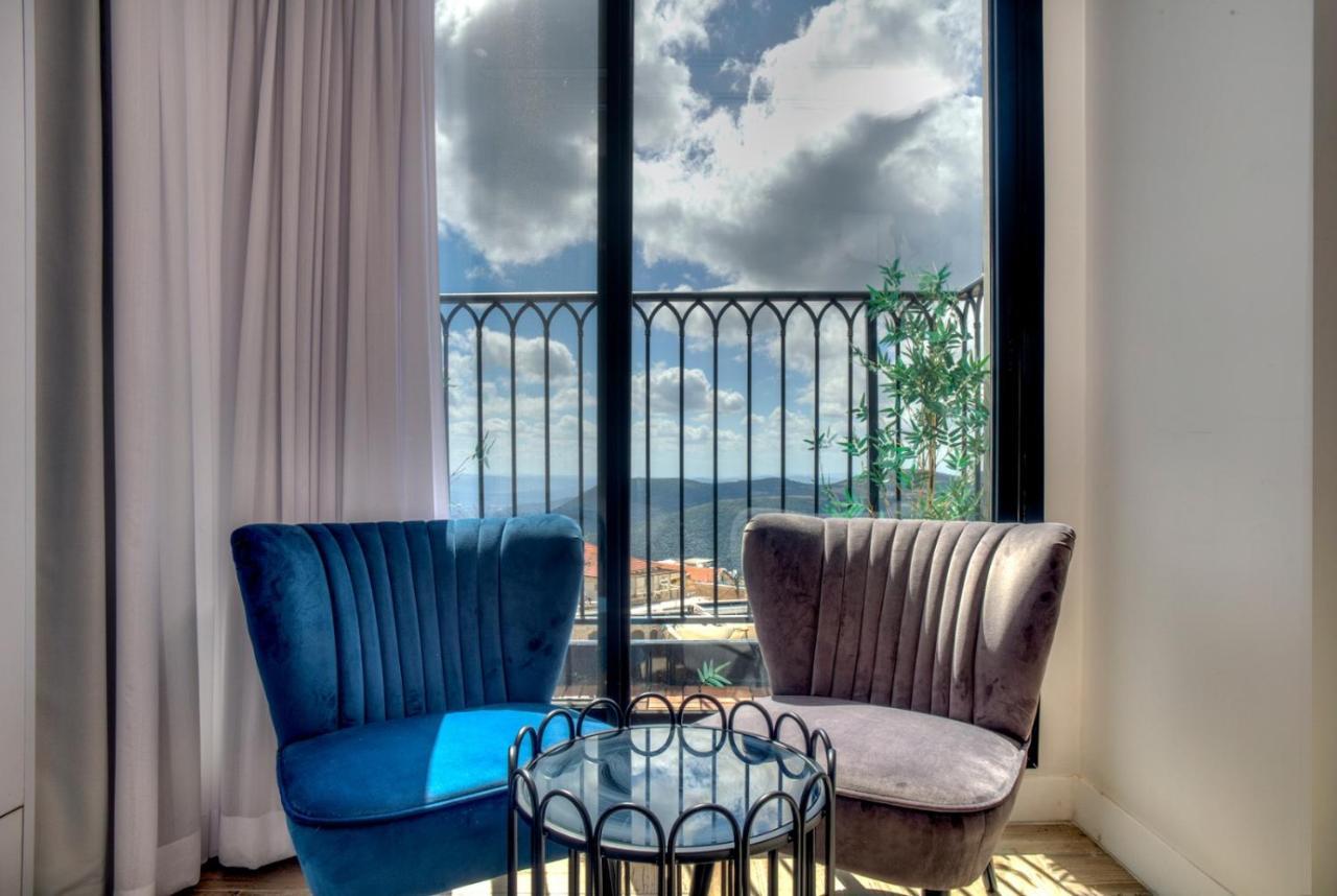 Open Skys Safed Exterior foto